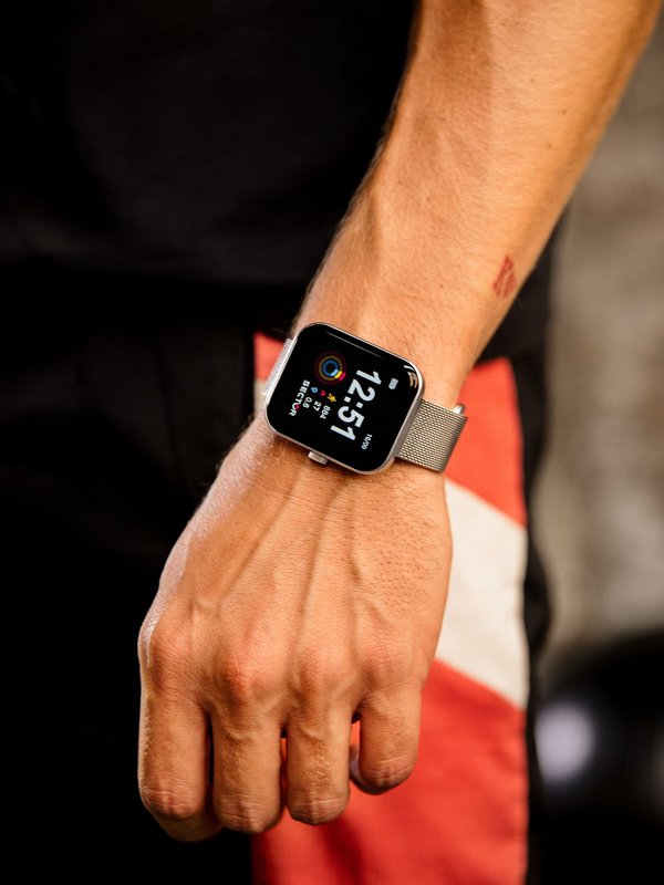 smartwatch, sportliche herrenuhr, armbanduhr, uhr für männer, sportuhr